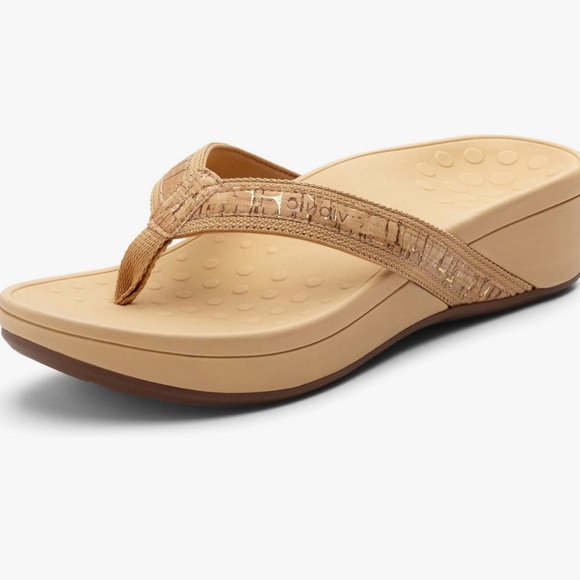 Vionic Shoes - New Vionic Women’s Gold Cork Hightide